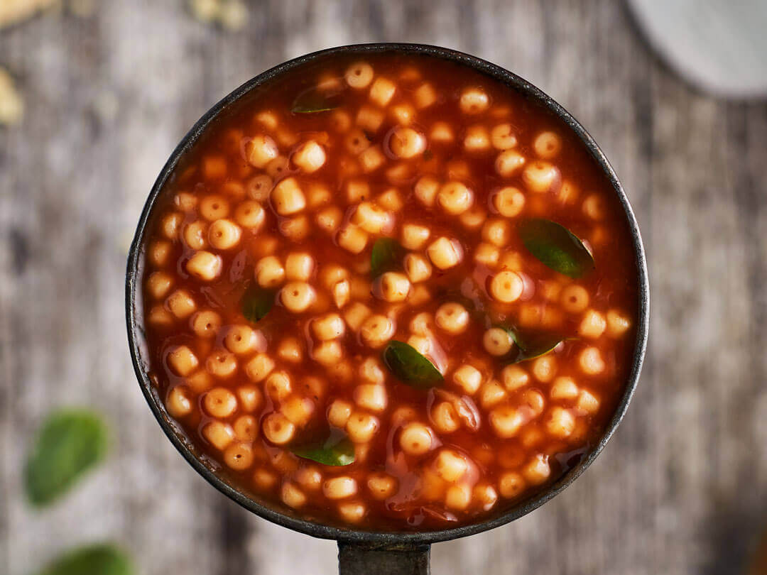 Sopa de tomate y Ave María