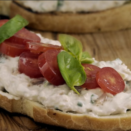 Dip cremoso de atún