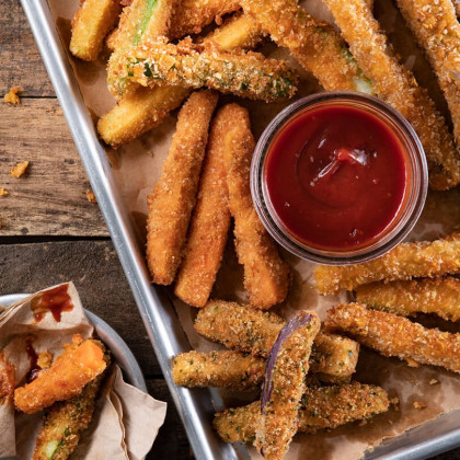 Bastoncitos de vegetales rebozados con polenta