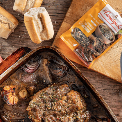 Bondiola braseada con chimi churri